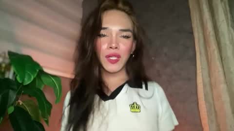 QUEEN online show from 10-01-25, 05:30