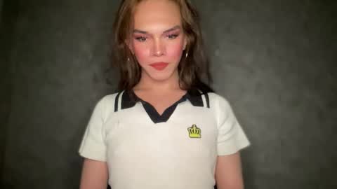 QUEEN online show from 10-09-25, 01:09