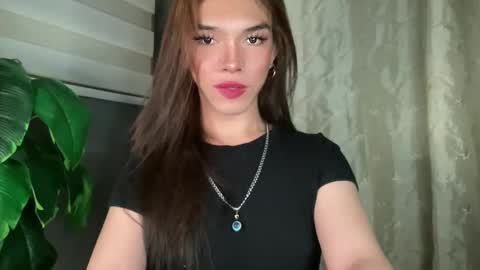 QUEEN online show from 02-07-26, 11:30