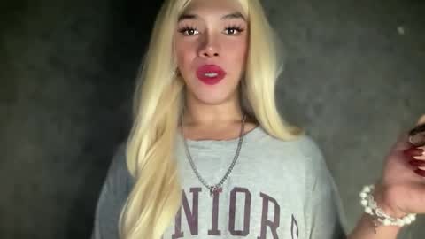 QUEEN online show from 02-10-26, 03:21