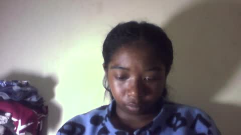 queennaya online show from 08-01-26, 12:43