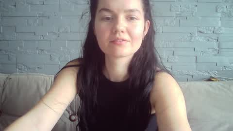 Snapshot of queenofmodels chatting on 04-08-26, 11:32 QueenOfModels online show from 04-08-26, 11:32