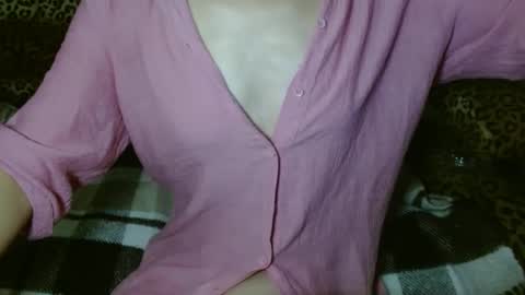 queenoftenderness online show from 12-08-24, 05:55