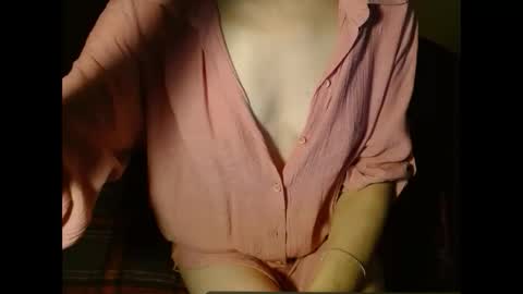 queenoftenderness online show from 02-04-25, 05:12