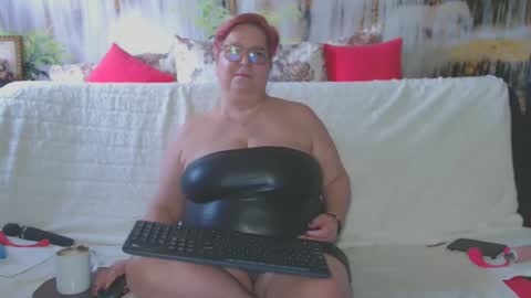 QueenPammy online show from 01-30-25, 10:08