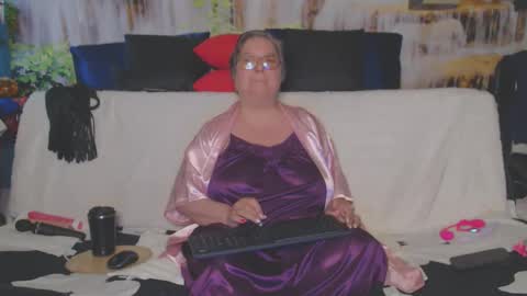 QueenPammy online show from 04-04-26, 05:38