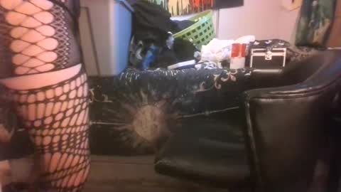 queenstonermami online show from 06-18-26, 02:45