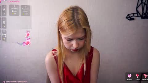 Snapshot of quennabrucker chatting on 09-10-25, 05:18 Tate online show from 09-10-25, 05:18