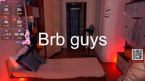 Snapshot of quennabrucker chatting on 10-27-25, 04:16 Tate online show from 10-27-25, 04:16