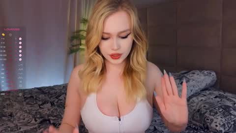 Teri  My favorite vibes 77 101 222 666 online show from 02-03-25, 03:49