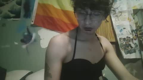 Mia online show from 03-04-26, 12:55