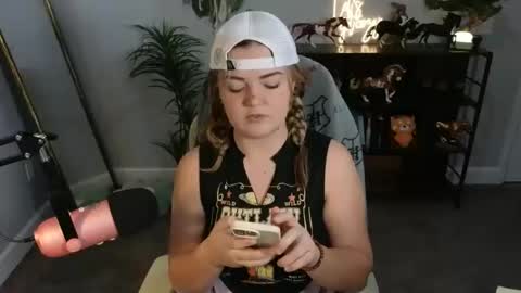 Bri online show from 11-23-25, 02:00