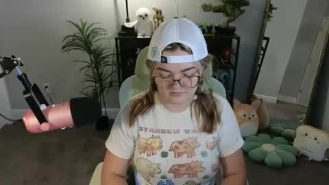 Bri online show from 11-27-25, 04:03