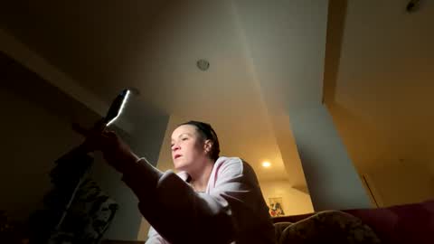 Snapshot of quinnofspades chatting on 02-16-25, 01:25 quinnofspades online show from 02-16-25, 01:25