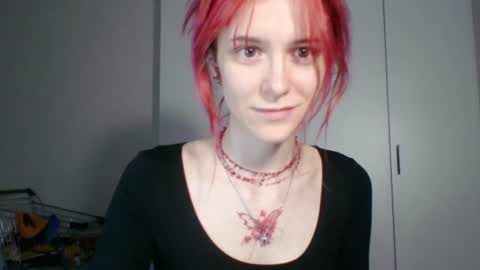 Snapshot of quyenpollio chatting on 06-18-26, 03:16 Lana Pollio online show from 06-18-26, 03:16