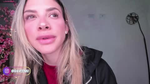 RACHEL BLAKE online show from 12-24-24, 09:17