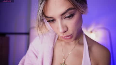 RACHEL BLAKE online show from 01-24-25, 04:59