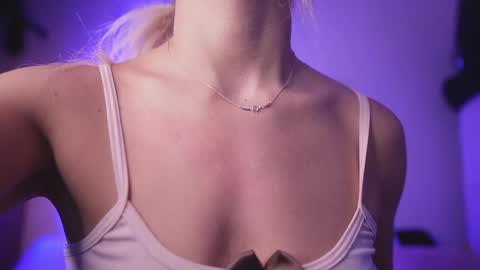 RACHEL BLAKE online show from 10-28-25, 06:17