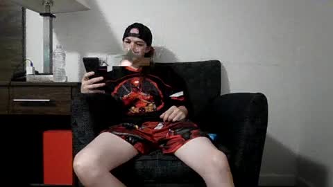 Snapshot of r_monkey583 chatting on 10-10-25, 02:54 r_monkey583 online show from 10-10-25, 02:54