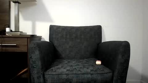 Snapshot of r_monkey583 chatting on 12-16-25, 07:35 r_monkey583 online show from 12-16-25, 07:35