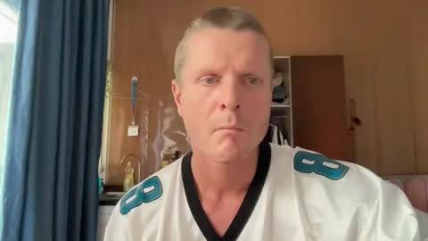 rabbit_eyes69 online show from 11-16-25, 04:51