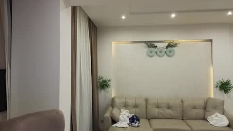 Jess  John online show from 11-09-25, 07:34