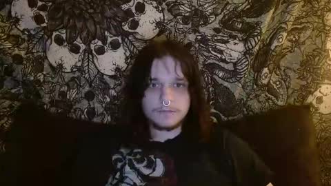 Snapshot of raccoonboy22 chatting on 05-27-26, 02:30 raccoonboy online show from 05-27-26, 02:30