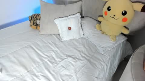 natalia  -  online show from 01-24-25, 08:44