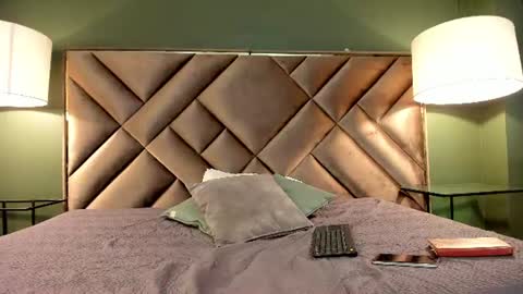 Snapshot of rache_roth chatting on 06-11-26, 12:32 Rachel online show from 06-11-26, 12:32