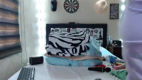 Rachel online show from 02-09-25, 03:23