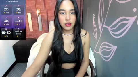 Snapshot of rachel__jonees chatting on 10-23-25, 11:53 Rachel Jonees online show from 10-23-25, 11:53