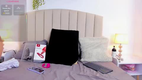 Rachel Donnelly online show from 10-05-25, 05:39