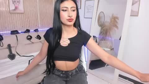 RACHEL ES online show from 05-03-26, 07:47