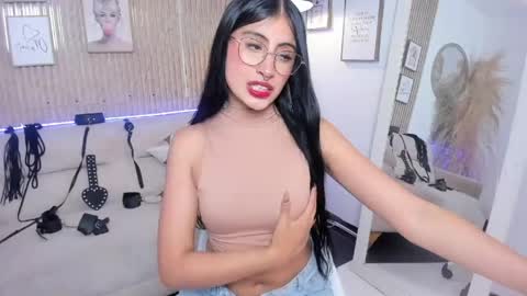 RACHEL ES online show from 05-06-26, 06:30