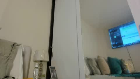 Snapshot of rachel_evans_xx chatting on 05-22-26, 08:58 rachel online show from 05-22-26, 08:58