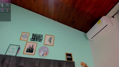Snapshot of rachel_martinez chatting on 02-19-25, 11:17 RACHEL online show from 02-19-25, 11:17