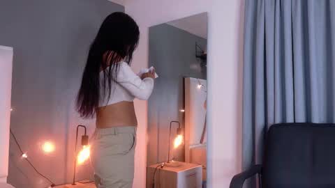Snapshot of rachel_martinez chatting on 09-16-25, 11:33 RACHEL online show from 09-16-25, 11:33