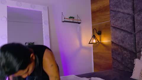 Snapshot of rachel_martinez chatting on 10-01-25, 11:49 RACHEL online show from 10-01-25, 11:49