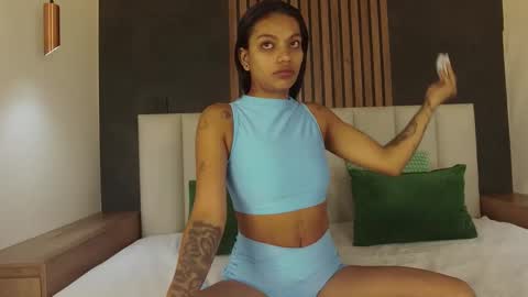 Snapshot of rachel_martinez chatting on 10-14-25, 11:44 RACHEL online show from 10-14-25, 11:44