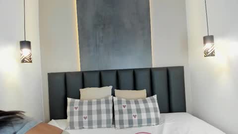 Snapshot of rachel_martinez chatting on 10-24-25, 11:39 RACHEL online show from 10-24-25, 11:39