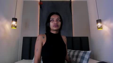 Snapshot of rachel_martinez chatting on 11-03-25, 11:33 RACHEL online show from 11-03-25, 11:33