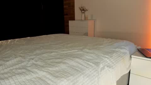 Snapshot of rachel_rey chatting on 11-03-25, 06:31 Sherryl online show from 11-03-25, 06:31