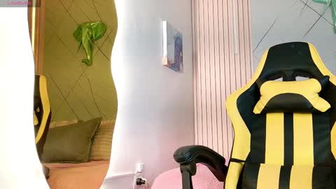 rachel_rivera99 online show from 10-04-25, 11:41