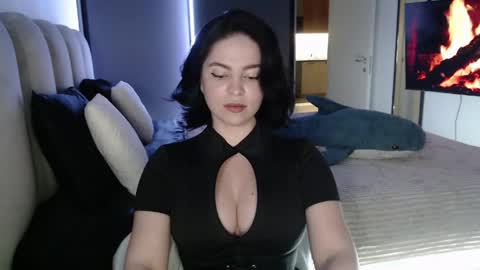 Call me Miss. online show from 04-28-26, 09:09