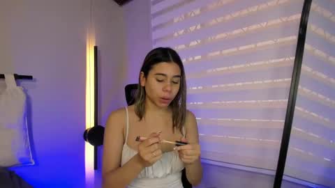 Rachell online show from 09-18-25, 01:57