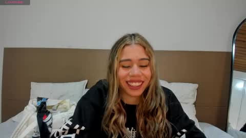Rachell online show from 05-05-26, 04:09