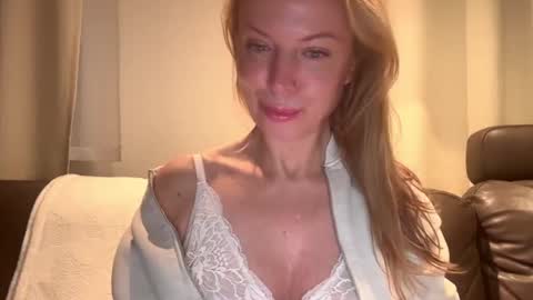 Rachel online show from 01-25-25, 06:34