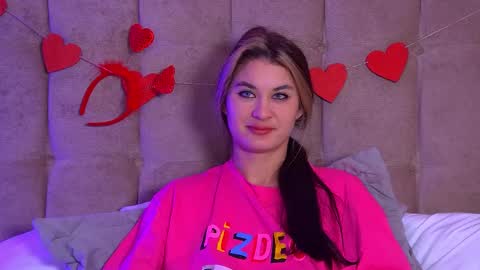 RachellSimpson online show from 02-18-25, 05:09