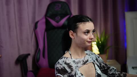  Rachel  online show from 01-30-25, 01:33