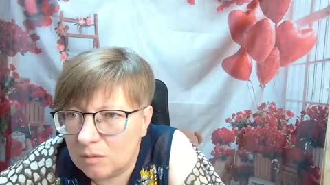 Snapshot of radachudna chatting on 05-21-26, 05:58 RadaChudna online show from 05-21-26, 05:58